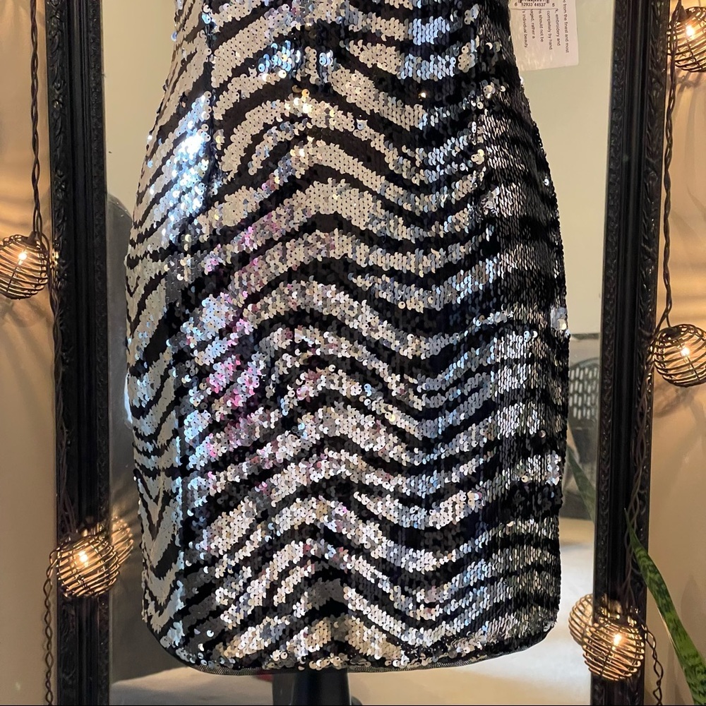 Aidan Mattox Zebra Sequin Dress Black Silver 6 NWT - Picture 11 of 16
